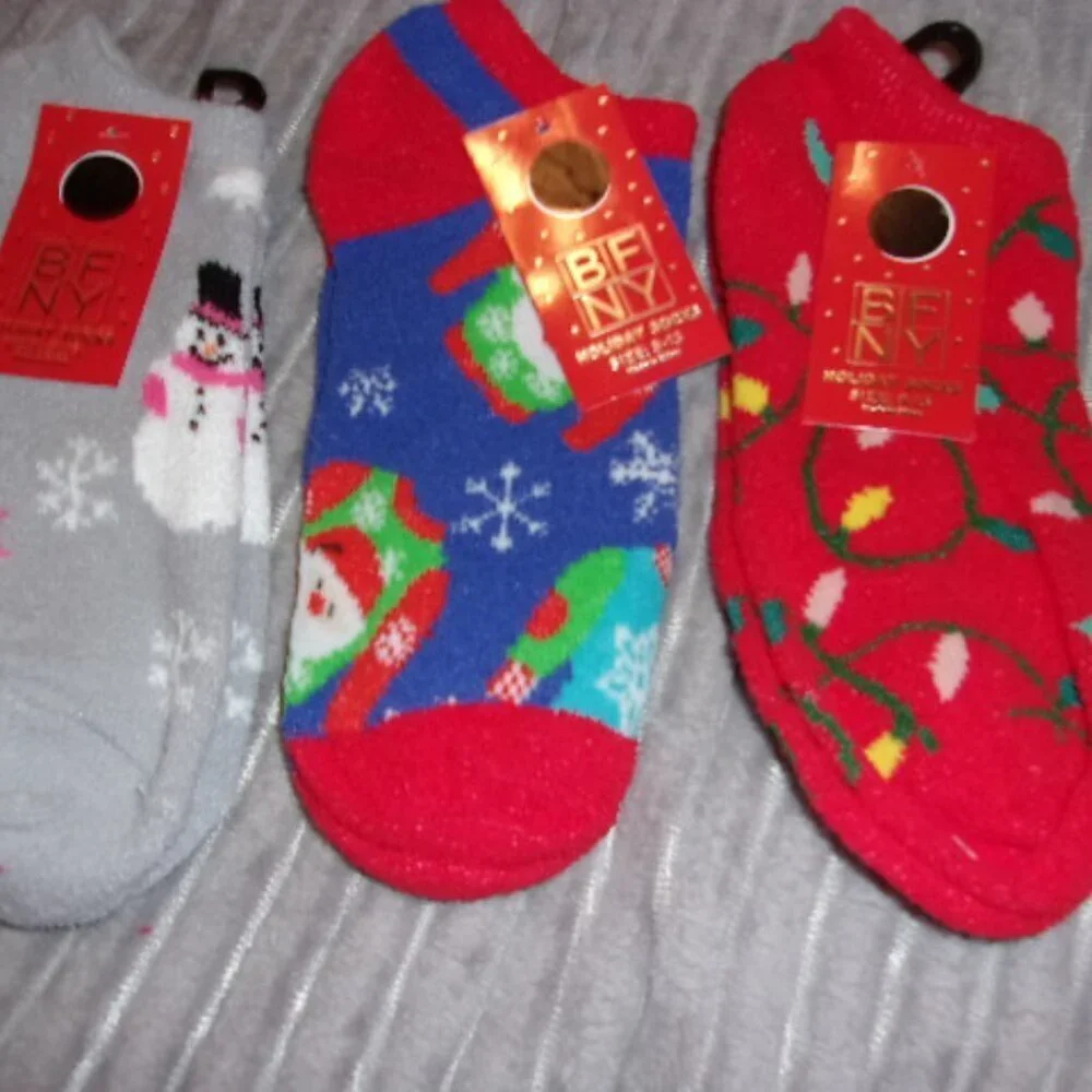 Bundle of 3 Christmas Holiday socks New 9-13